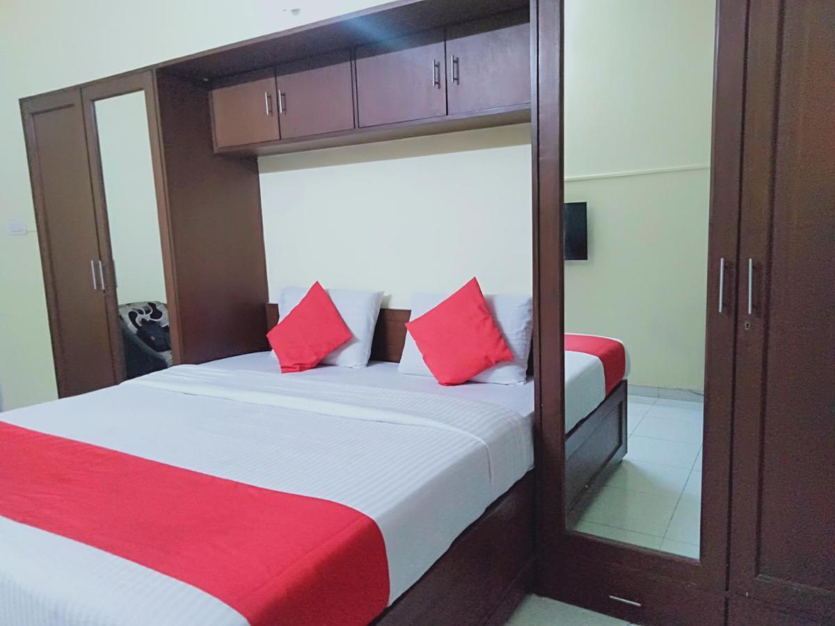 Happy Service Apartment