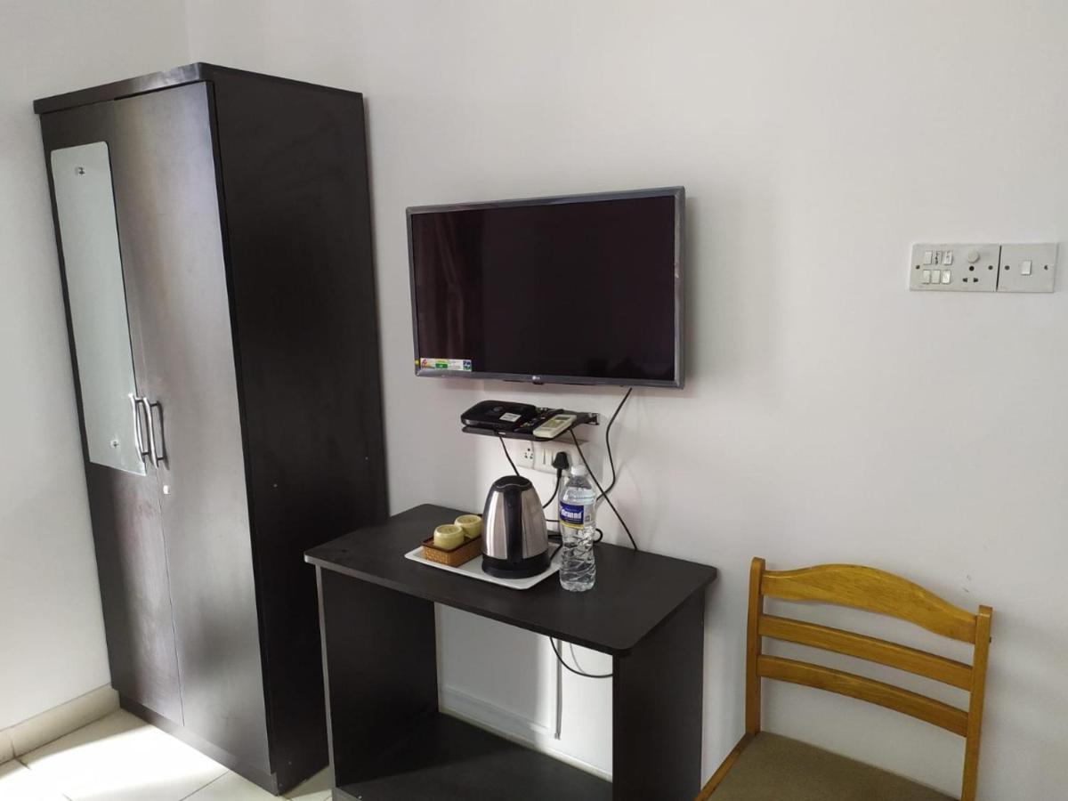 Apartment Happy Service Pune